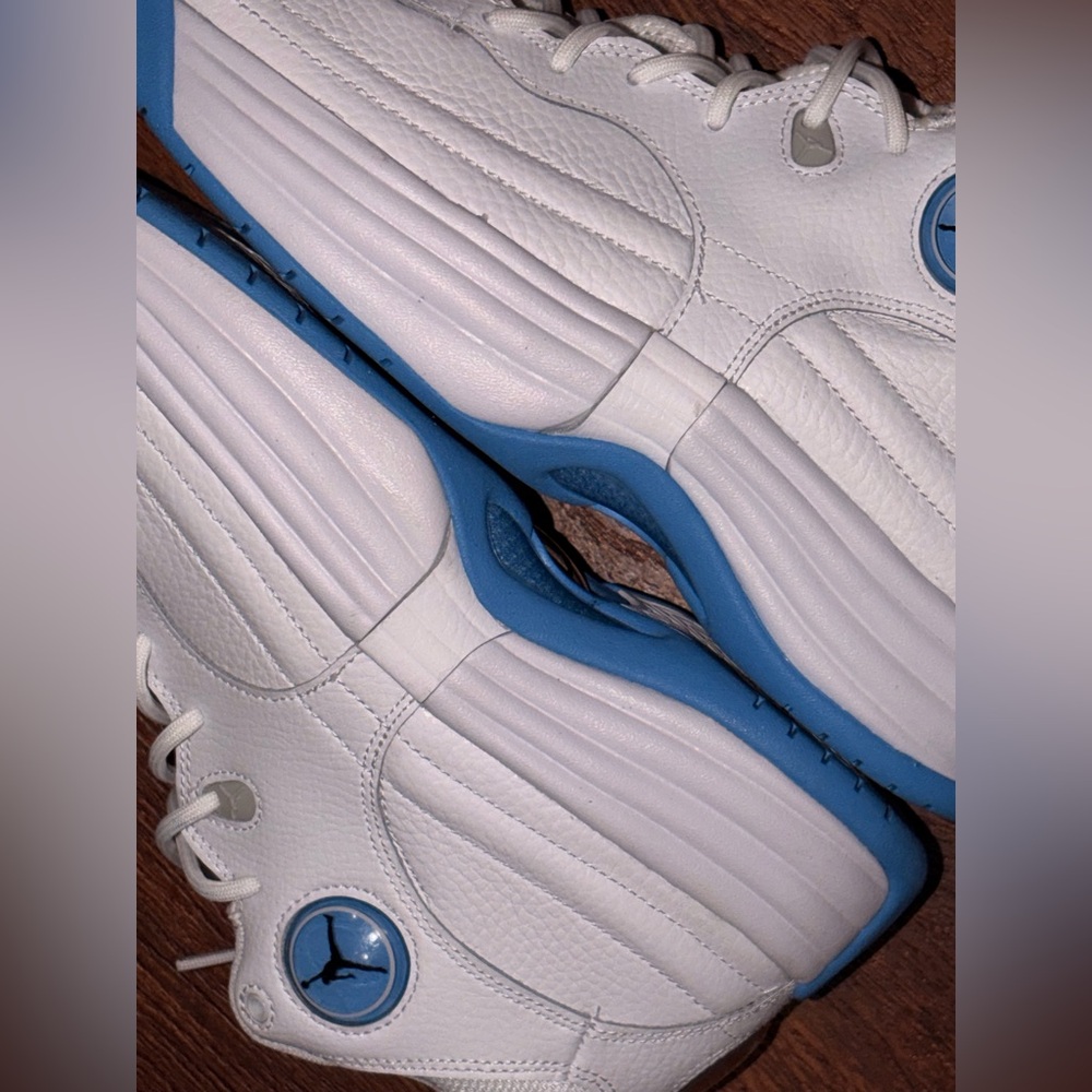 Jordan Athletic shoes for men brand new size 9 men - Picture 15 of 16